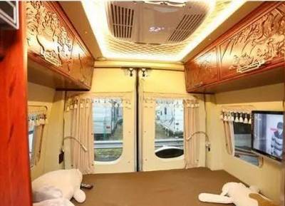 內(nèi)飾滿滿中國(guó)風(fēng)，法瑞德進(jìn)口依維柯B型房車