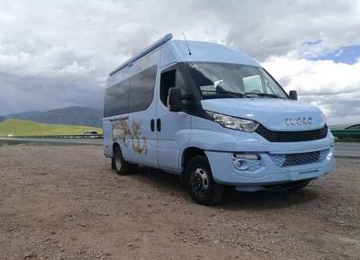 為帶母親去旅行，定制新星進(jìn)口依維柯B型福祉車！
