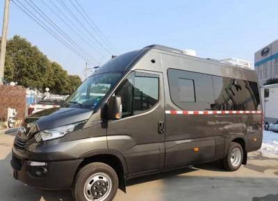萊比錫灰色，進口依維柯B型房車，你見過沒？