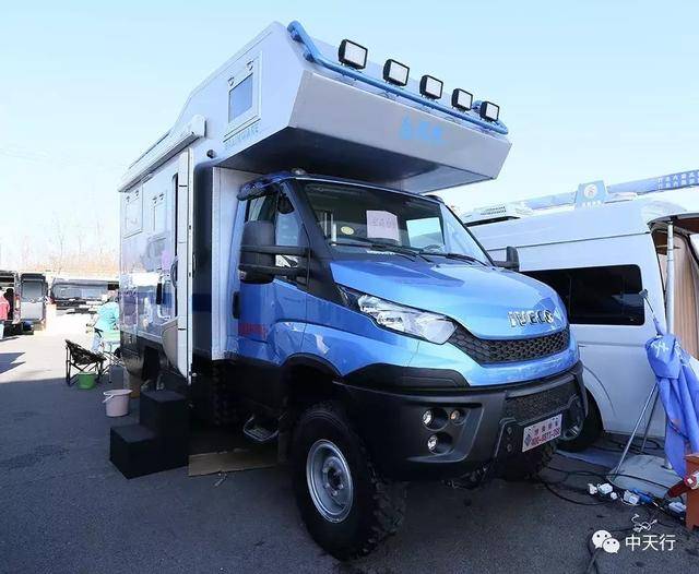 超強(qiáng)越野基因的融合，博微進(jìn)口依維柯4×4房車！